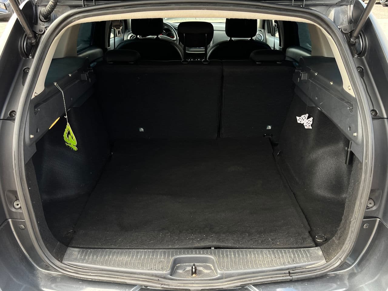 2016 Dacia Logan MCV — Miniatură 17