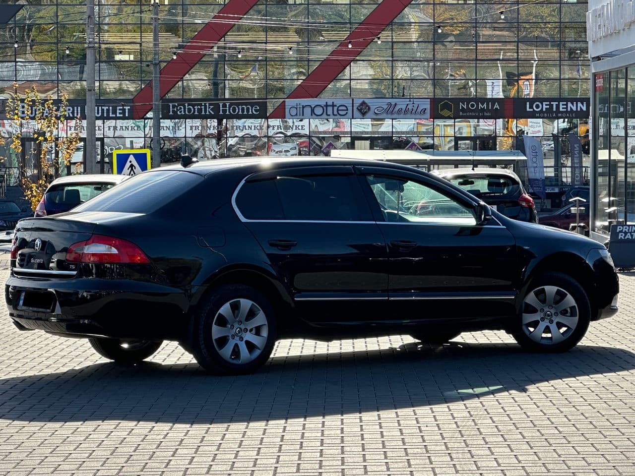 2008 Skoda Superb — Miniatură 3