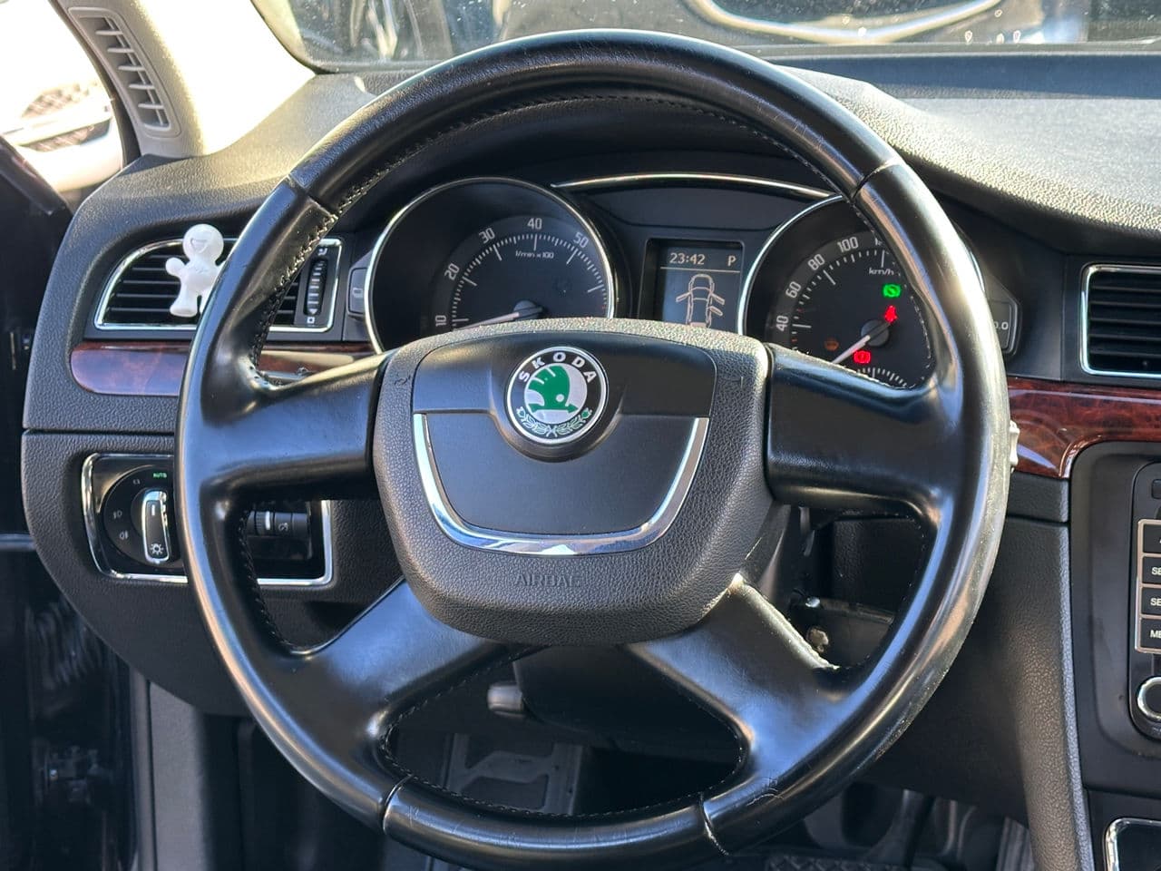 2008 Skoda Superb — Miniatură 7