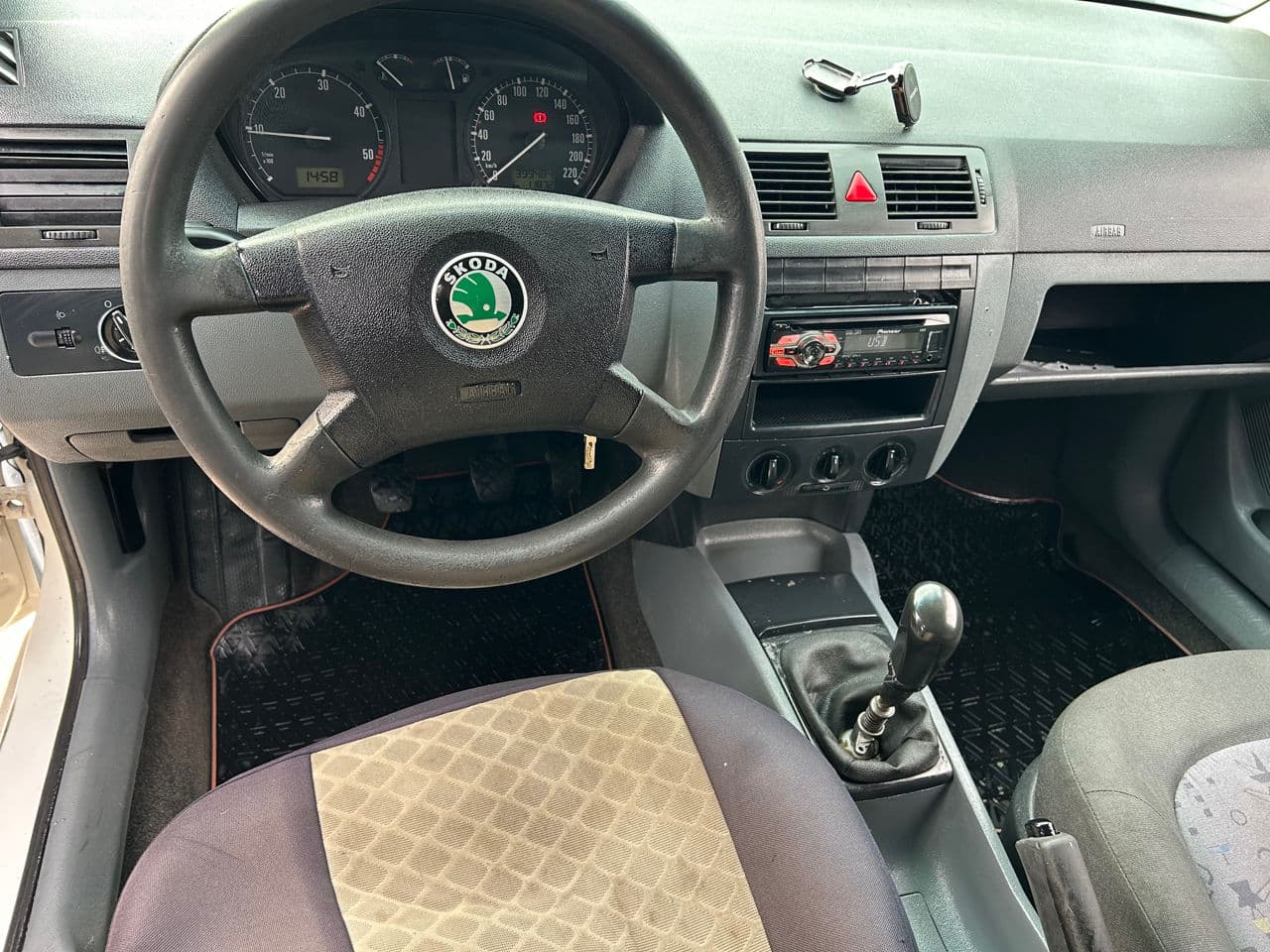 Skoda Fabia 2003 — Миниатюра 6