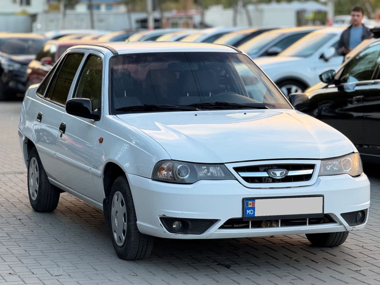 2010 Daewoo Nexia — Miniatură 3