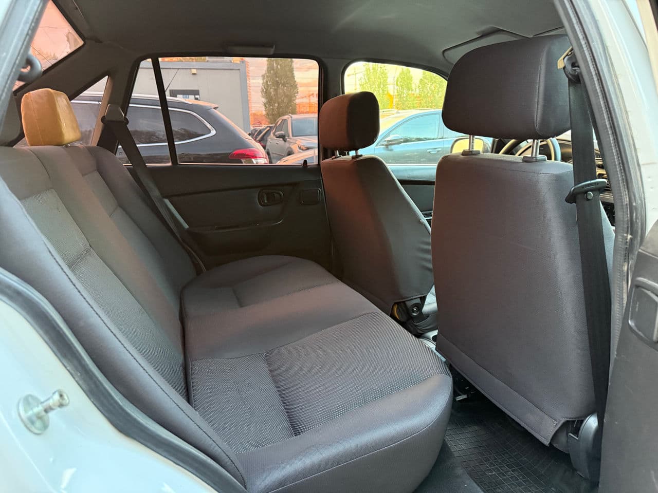 2010 Daewoo Nexia — Miniatură 13