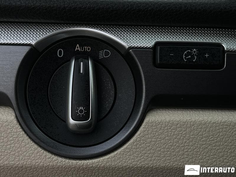 2017 Volkswagen Passat — Miniatură 9