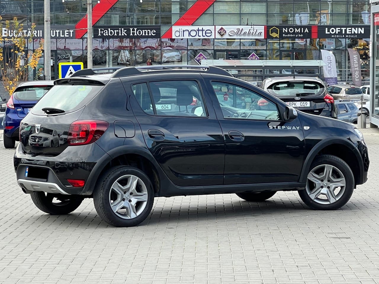 2017 Dacia Sandero Stepway — Miniatură 3