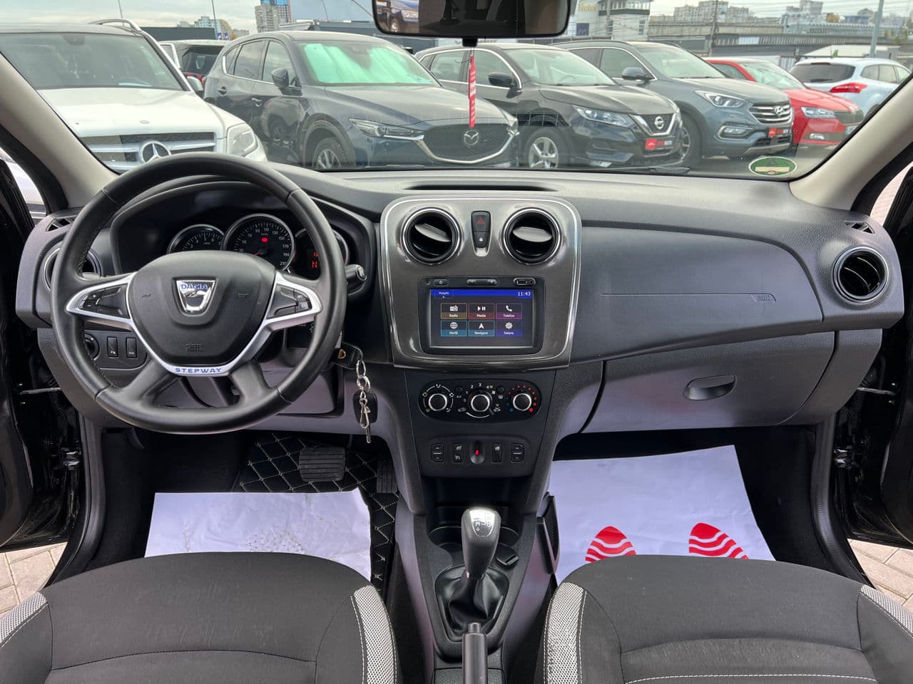 2017 Dacia Sandero Stepway — Miniatură 6
