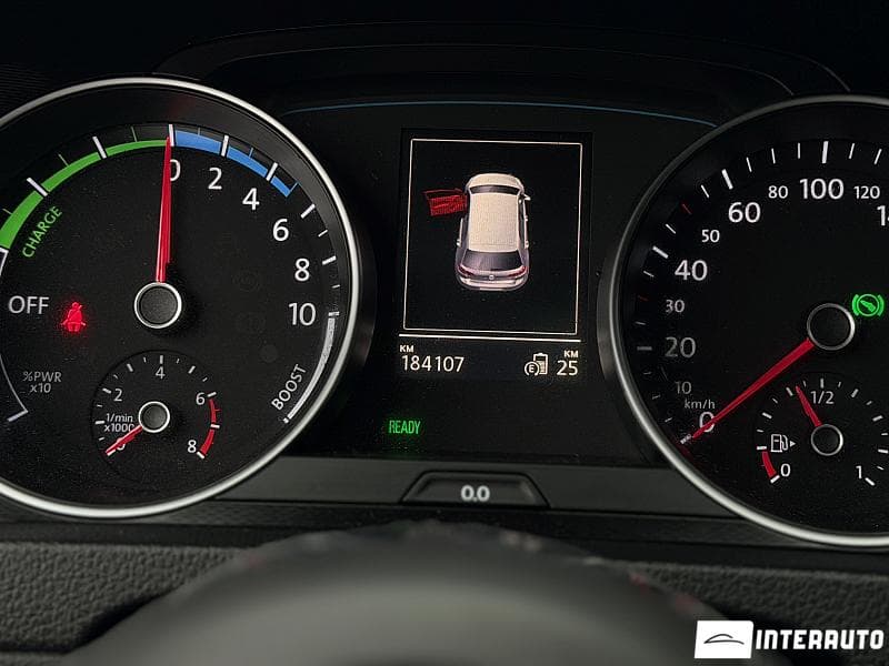 Volkswagen Golf GTE 2015 — Миниатюра 10