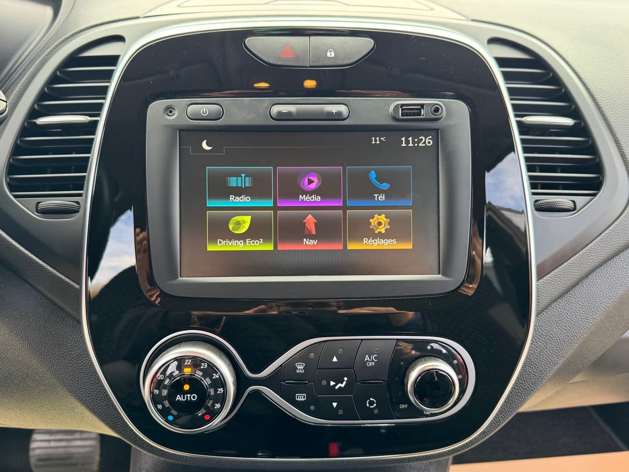 2019 Renault Captur — Miniatură 11