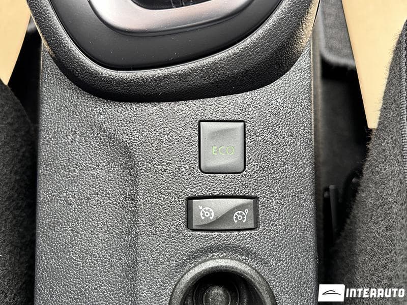 2019 Renault Captur — Miniatură 13