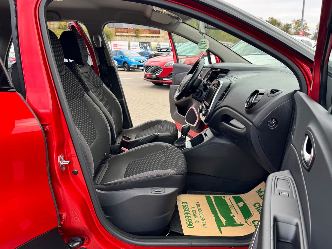 2019 Renault Captur — Miniatură 16