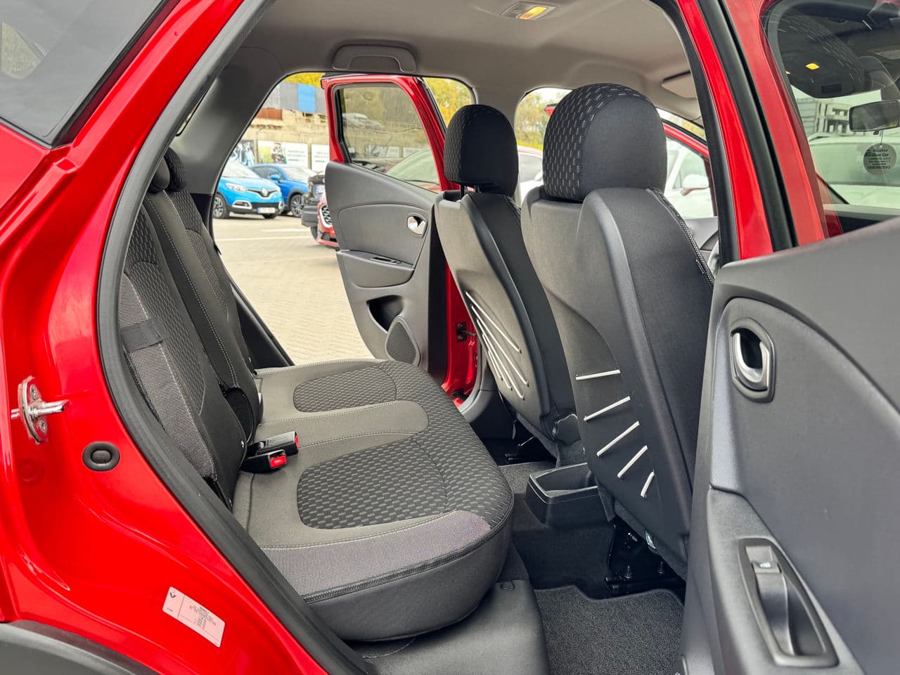 2019 Renault Captur — Miniatură 15