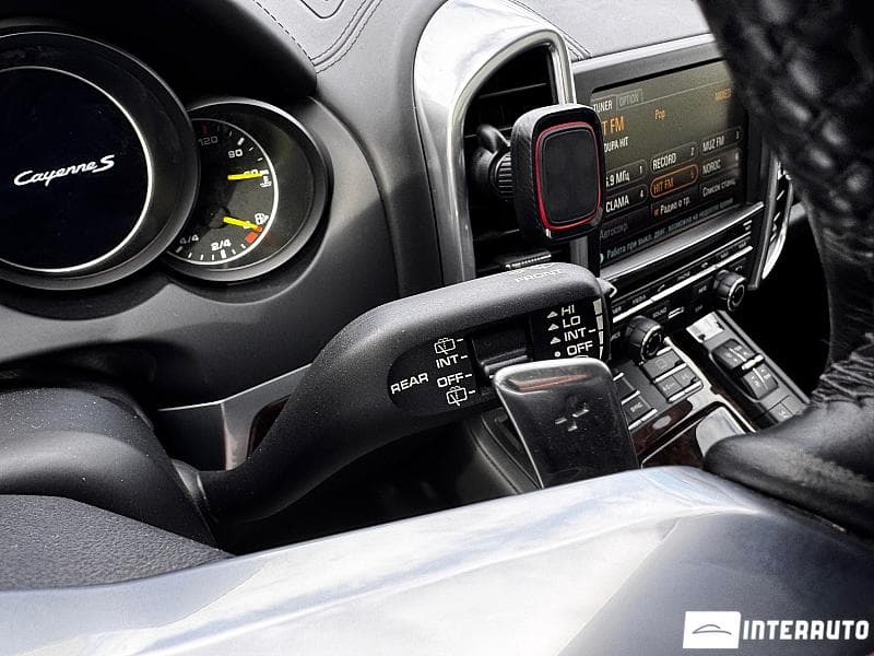 2015 Porsche Cayenne S Hybrid — Miniatură 14