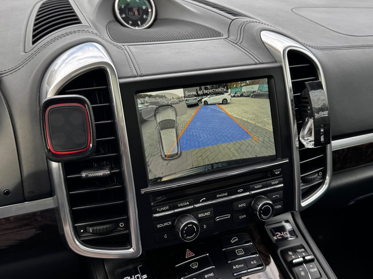 2015 Porsche Cayenne S Hybrid — Miniatură 10