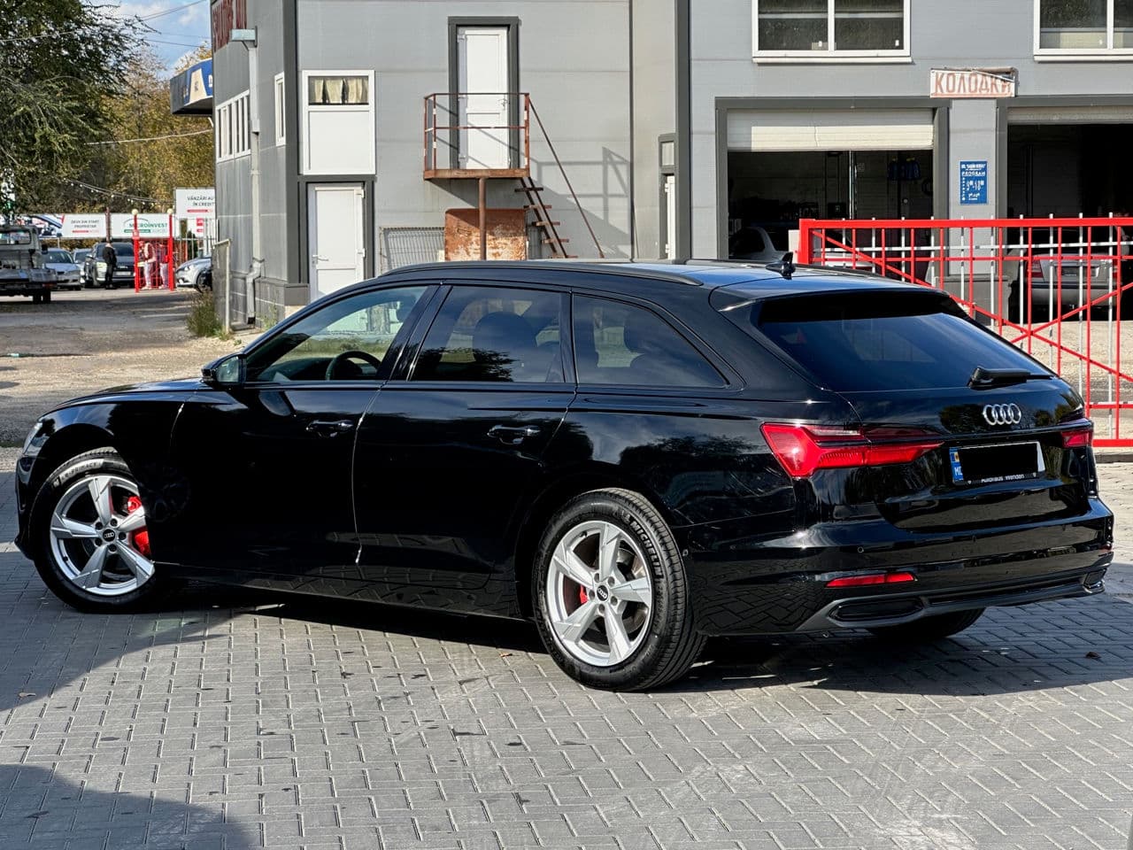 Audi A6 2021 — Миниатюра 3