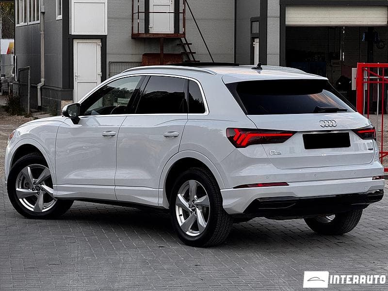 Audi Q3 2019 — Миниатюра 4
