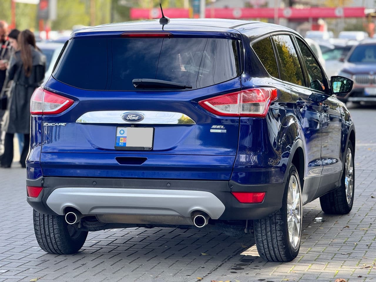 2013 Ford Escape — Miniatură 2