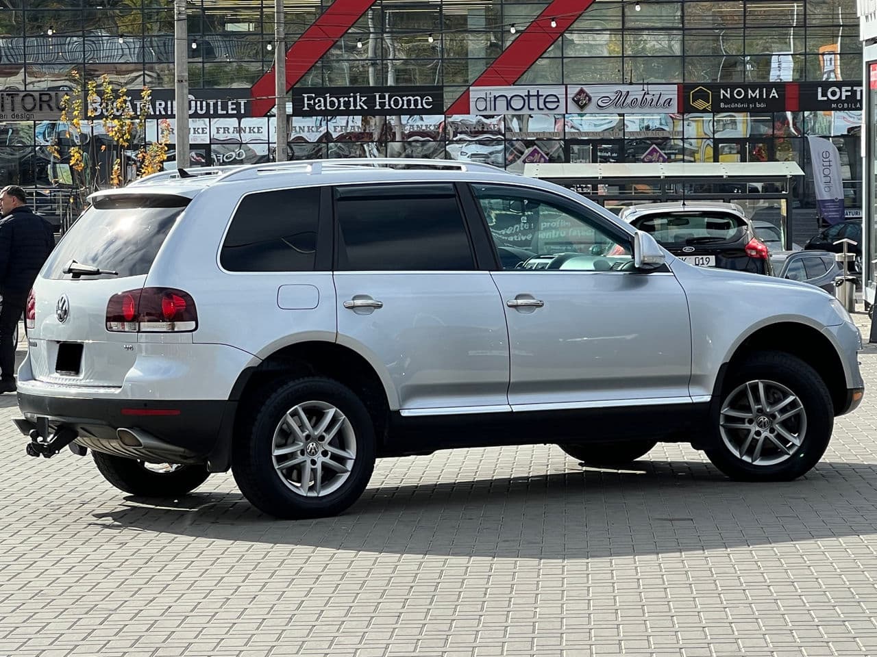 2008 Volkswagen Touareg — Miniatură 3