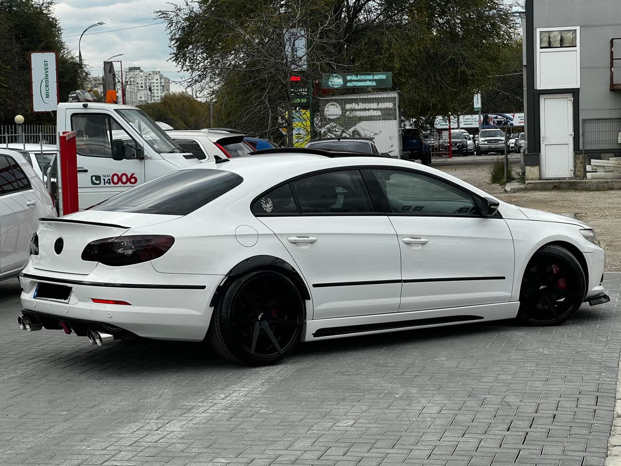 2009 Volkswagen Passat CC — Miniatură 2
