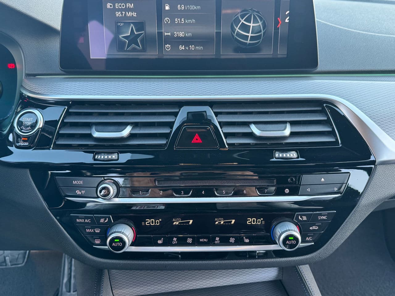 2017 BMW 520 — Miniatură 11