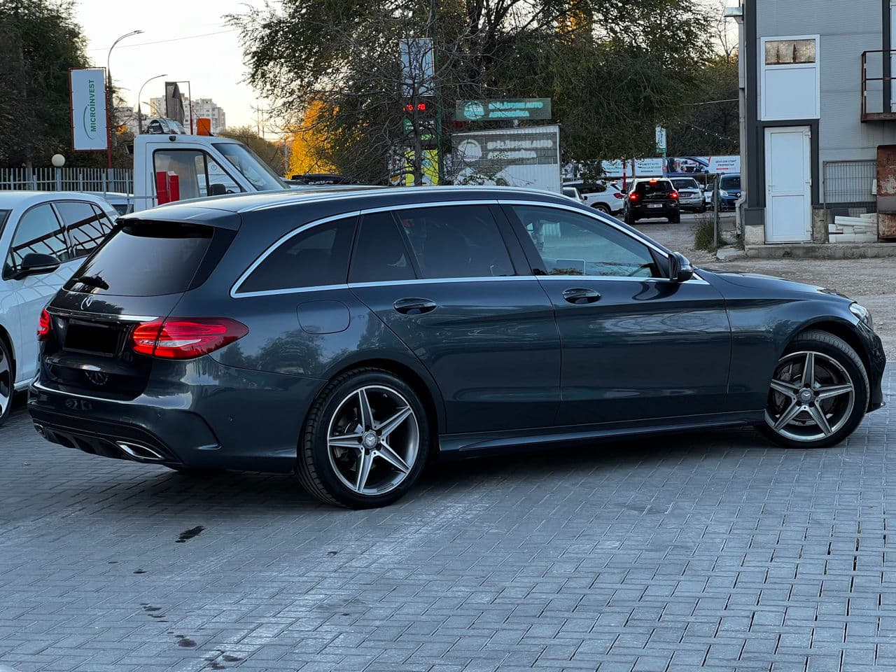 2015 Mercedes C 220 — Miniatură 3