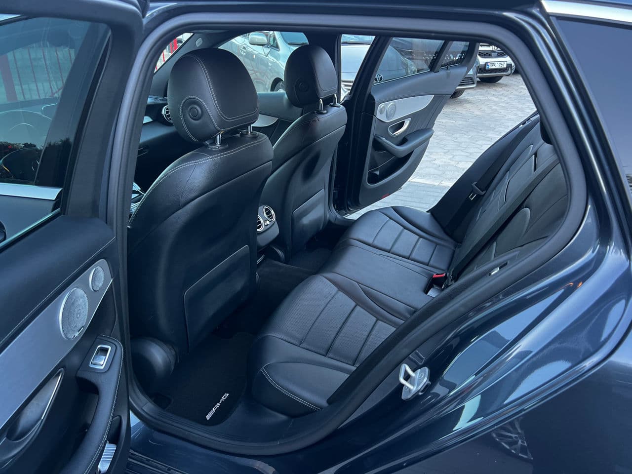 2015 Mercedes C 220 — Miniatură 6