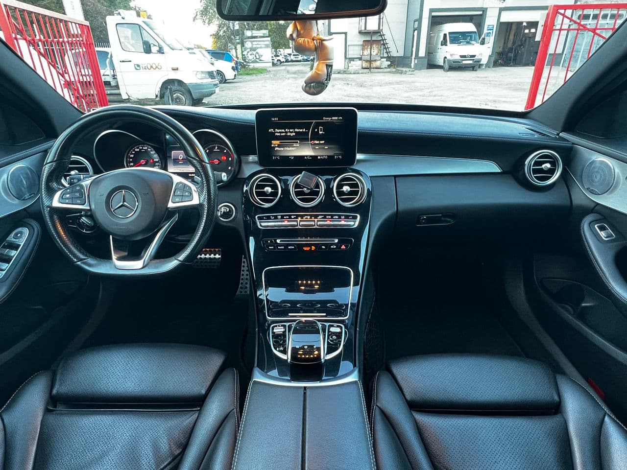 2015 Mercedes C 220 — Miniatură 7
