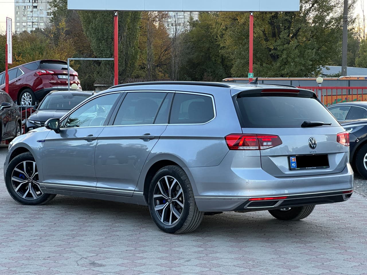 2021 Volkswagen Passat GTE — Miniatură 2