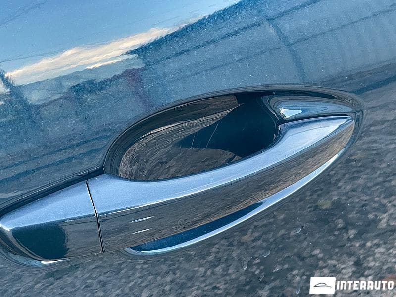 2023 Peugeot 5008 — Miniatură 5