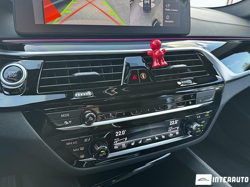 BMW 545e 2022 — Миниатюра 15