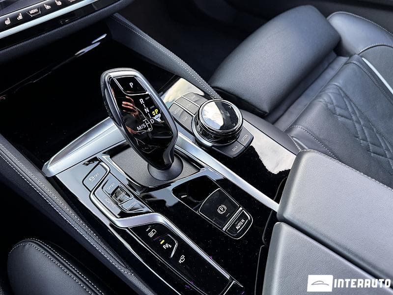 BMW 545e 2022 — Миниатюра 16