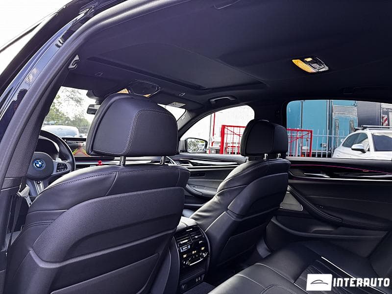 BMW 545e 2022 — Миниатюра 9