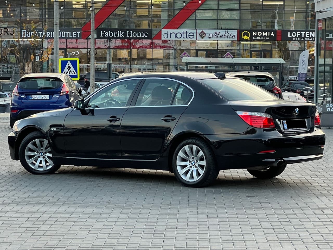 2009 BMW 520 — Miniatură 4