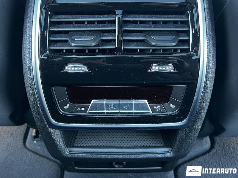 2021 BMW X5 4.5e — Miniatură 25