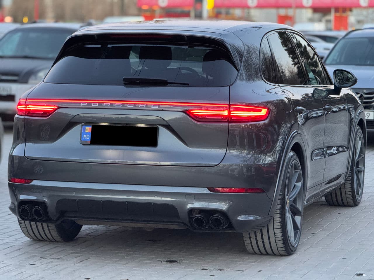 2019 Porsche Cayenne E-Hybrid — Miniatură 2