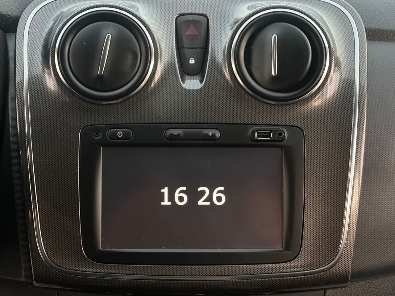 2017 Dacia Sandero Stepway — Miniatură 9