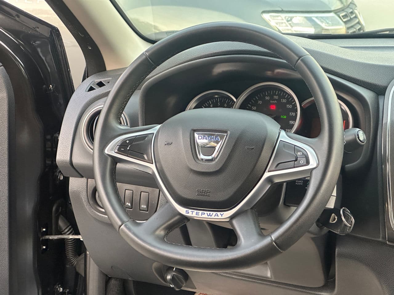 2017 Dacia Sandero Stepway — Miniatură 7