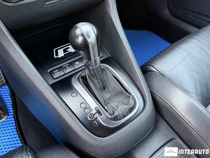 2010 Volkswagen Golf R — Miniatură 10
