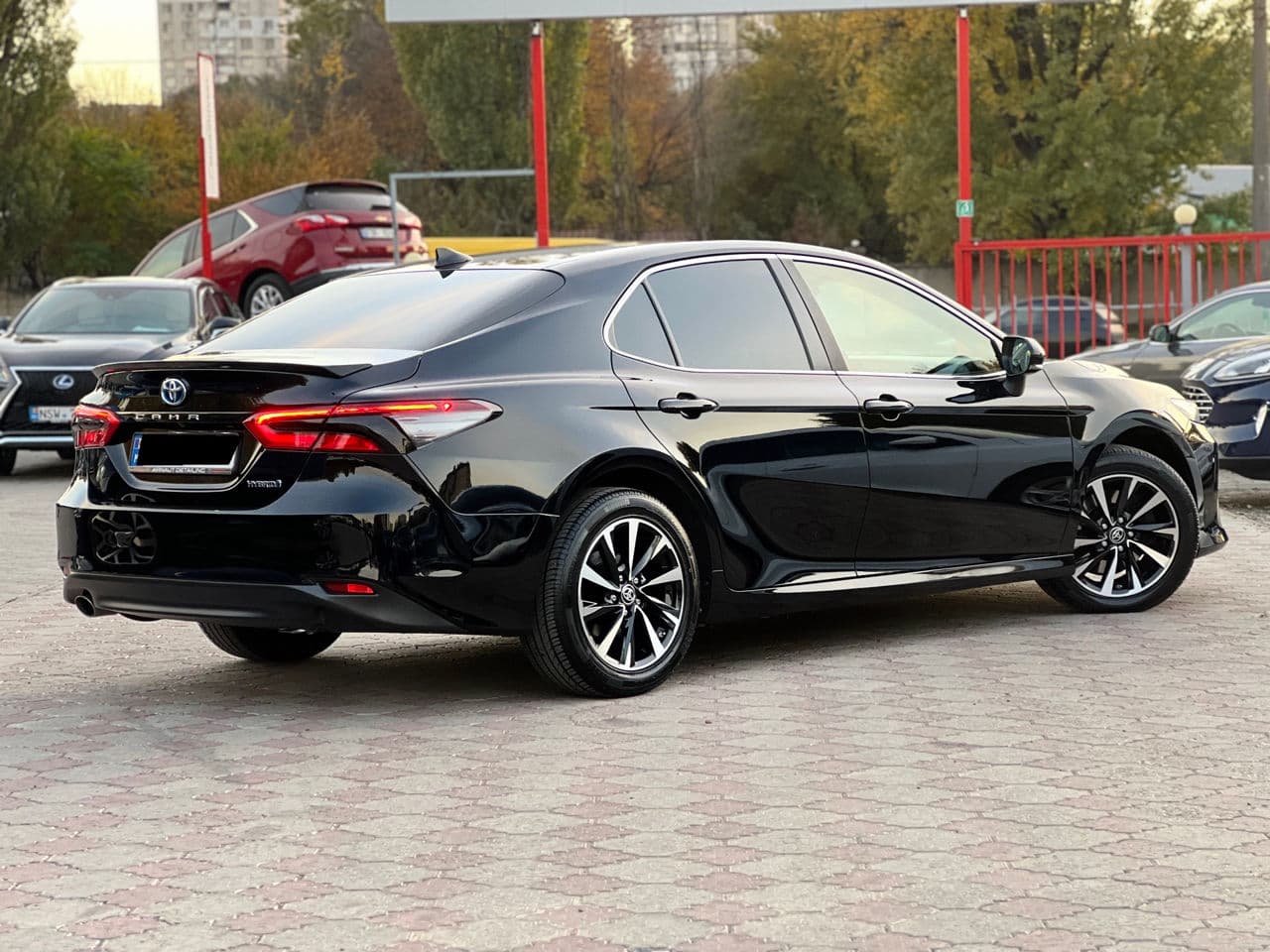 Toyota Camry 2022 — Миниатюра 3