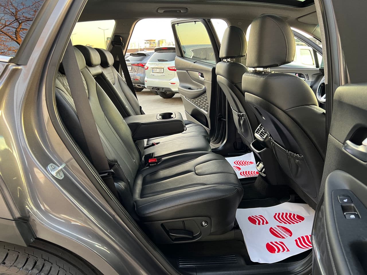 Hyundai Santa Fe 2019 — Миниатюра 15