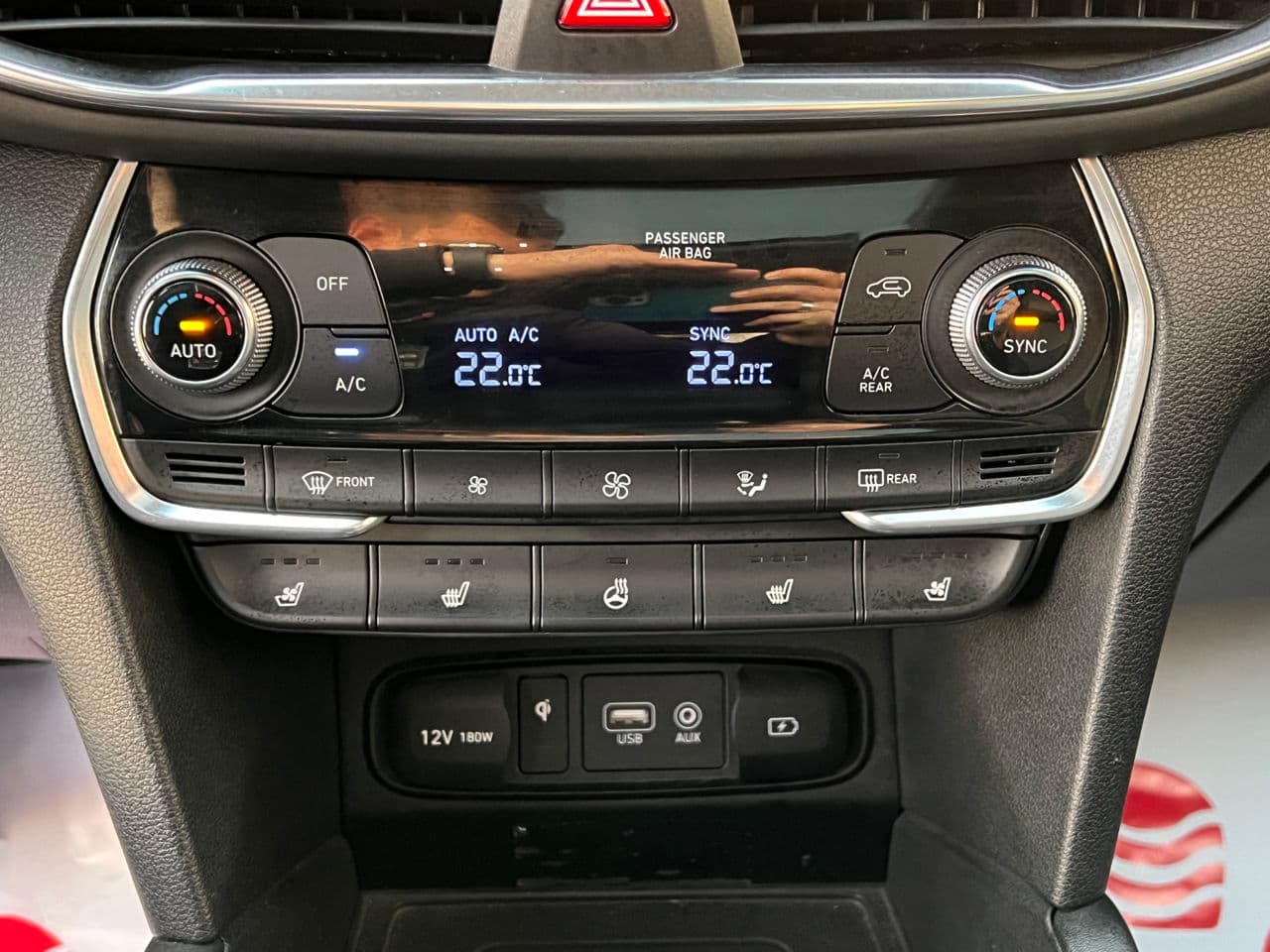 Hyundai Santa Fe 2019 — Миниатюра 11