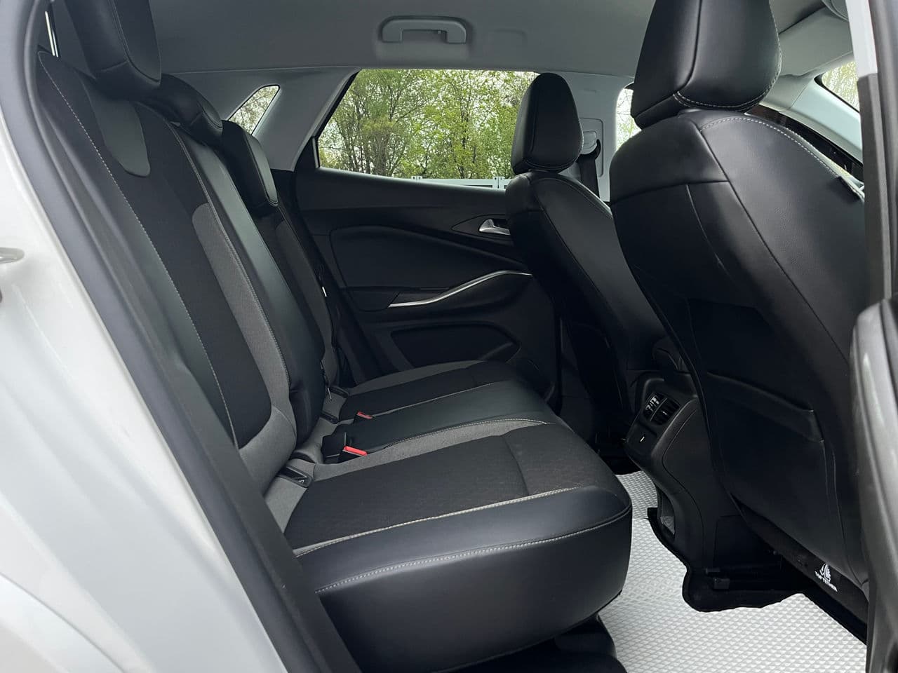 2022 Opel Grandland X — Miniatură 18