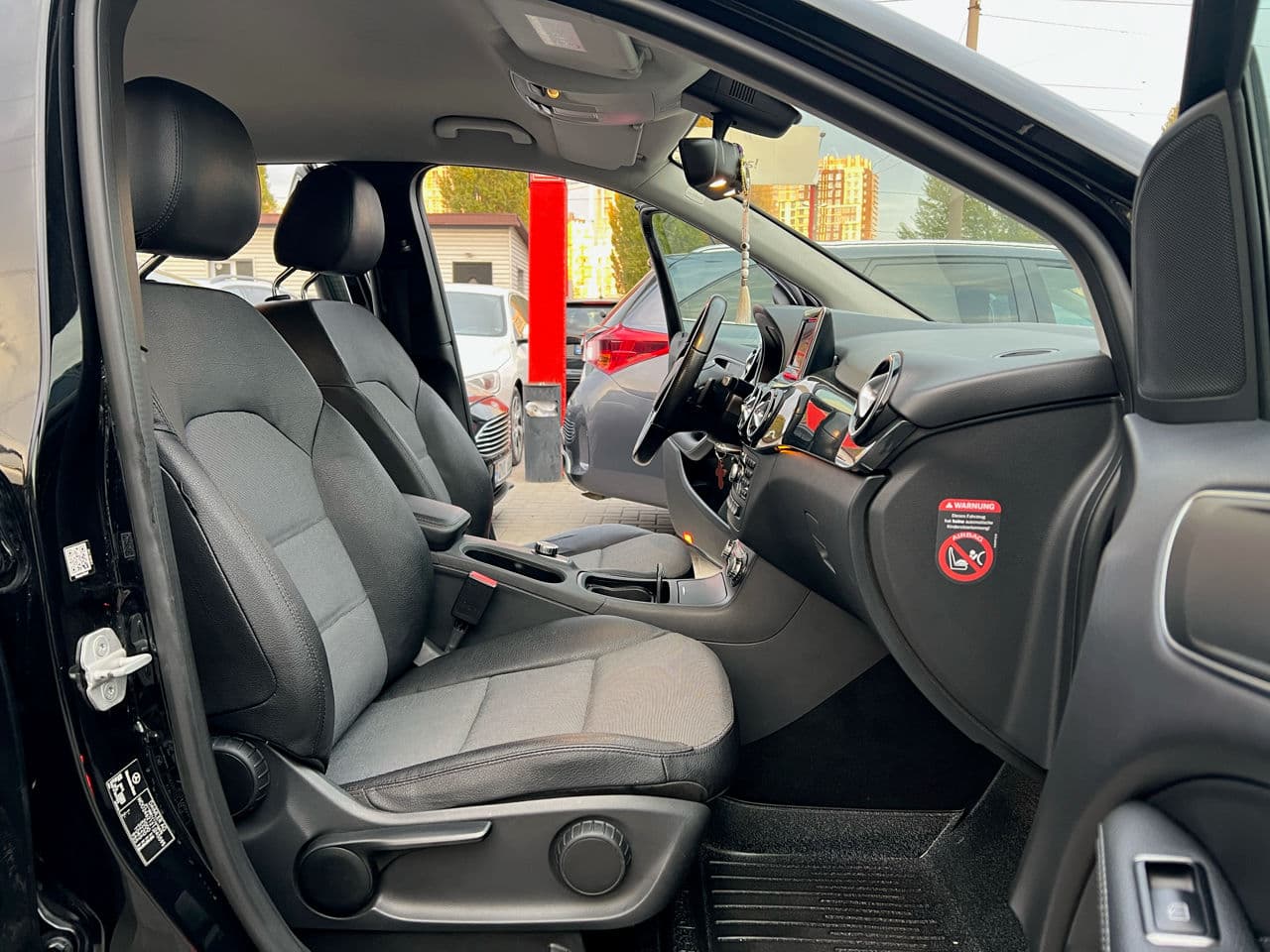 2014 Mercedes B 180 — Miniatură 20