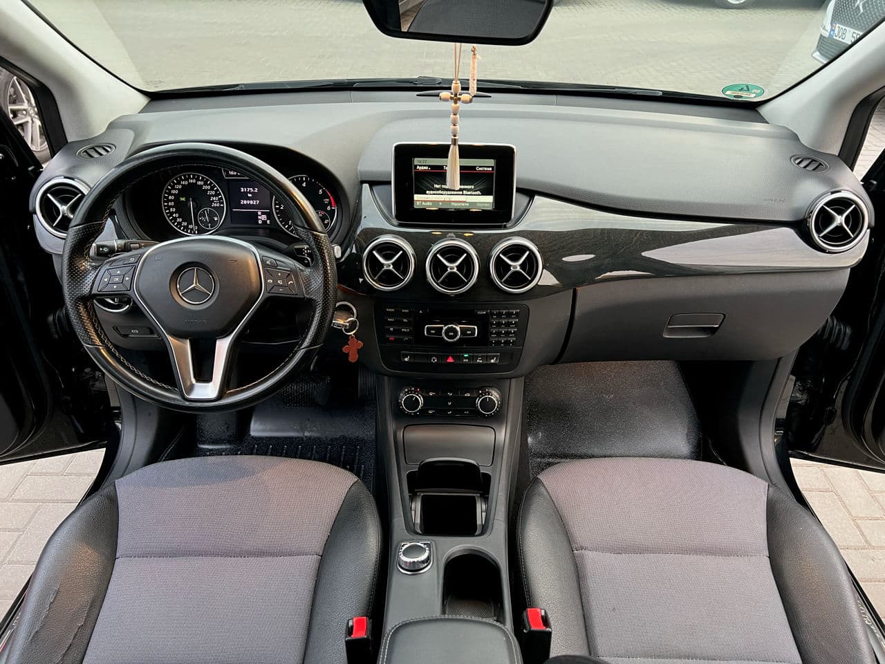2014 Mercedes B 180 — Miniatură 17
