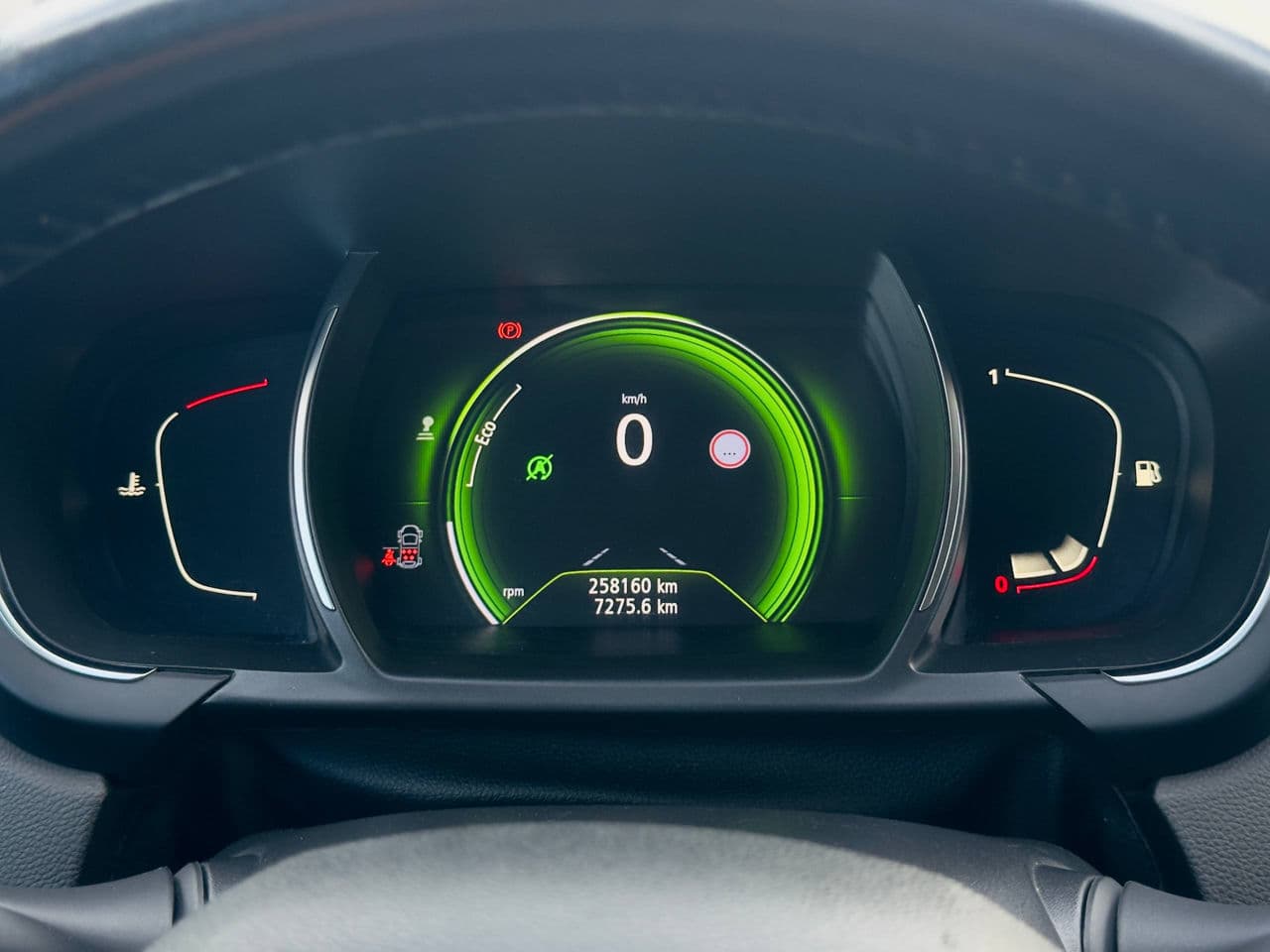 2017 Renault Grand Scenic — Miniatură 8