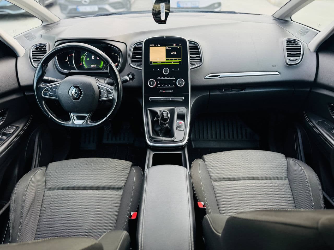 2017 Renault Grand Scenic — Miniatură 6