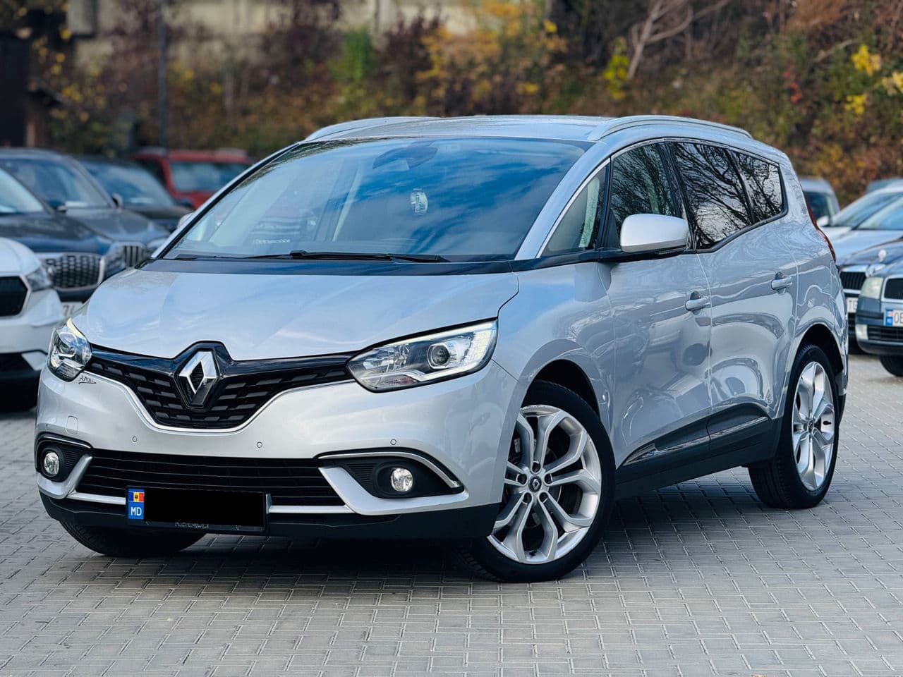 2017 Renault Grand Scenic — Miniatură 2