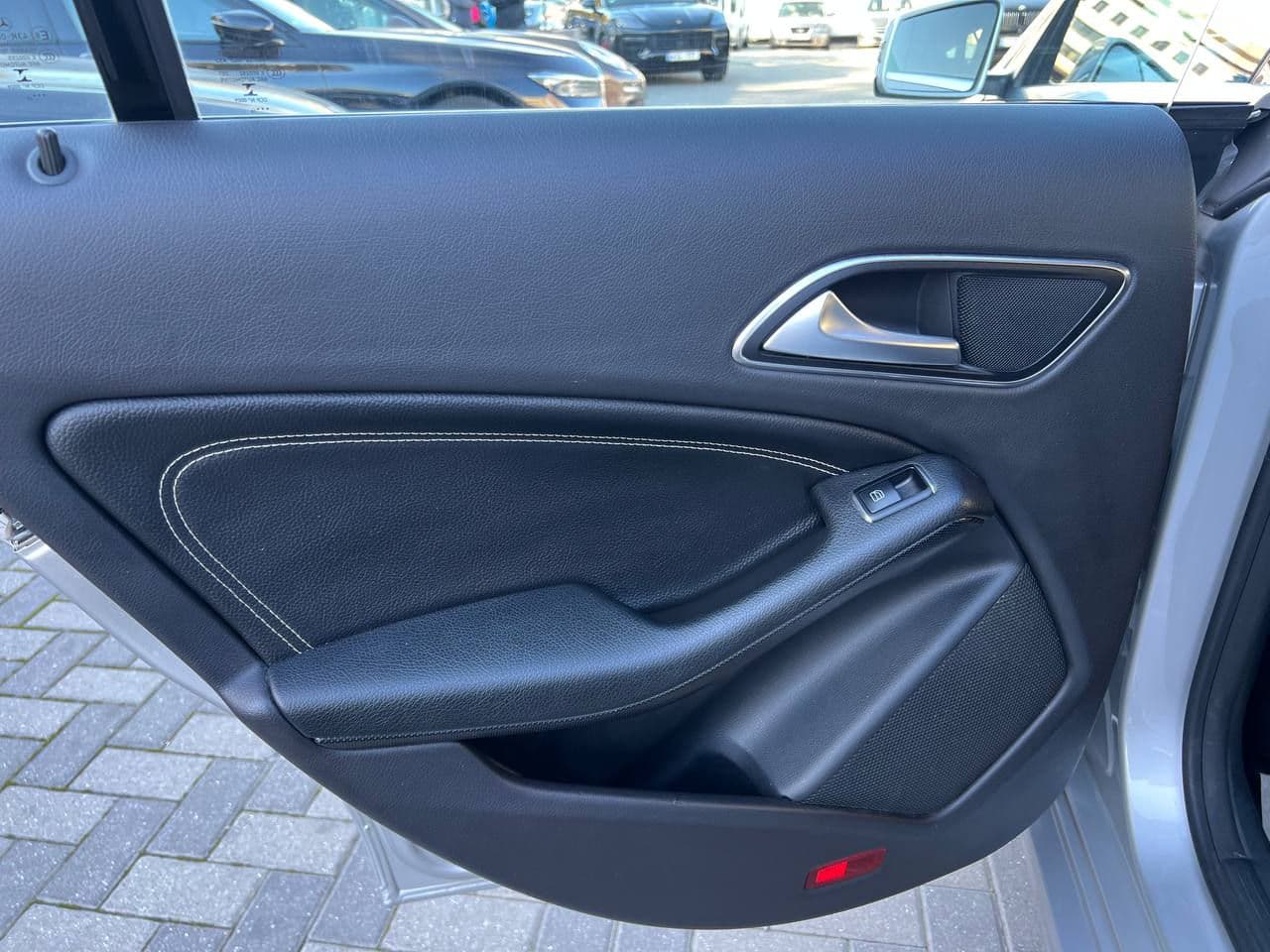 Mercedes CLA 200d 2018 — Миниатюра 12