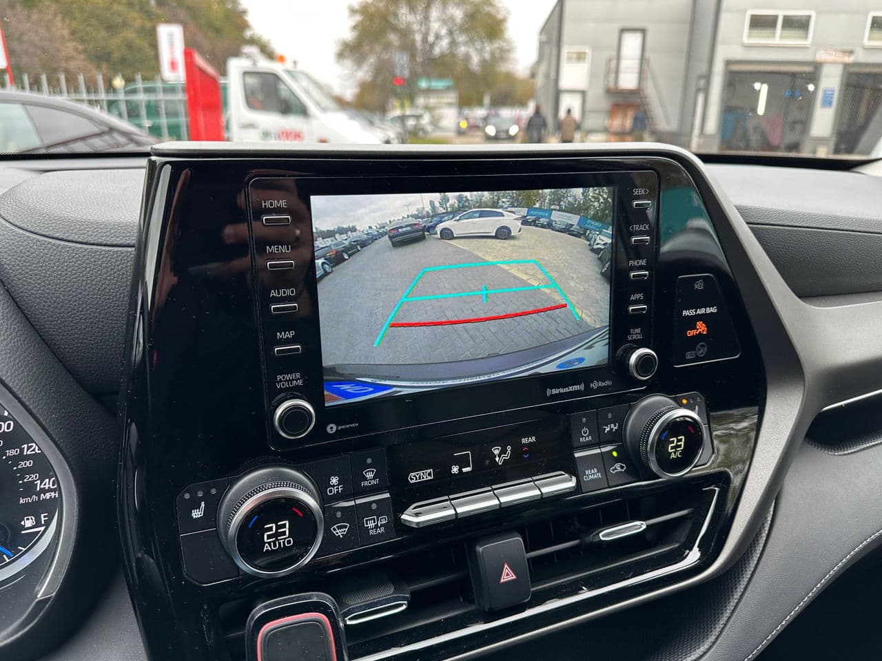 Toyota Highlander 2021 — Миниатюра 13