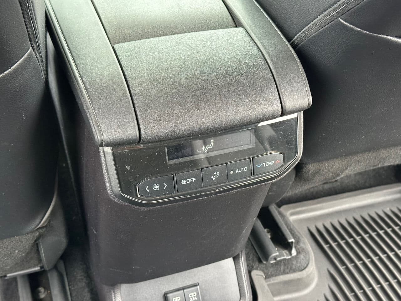 Toyota Highlander 2021 — Миниатюра 17