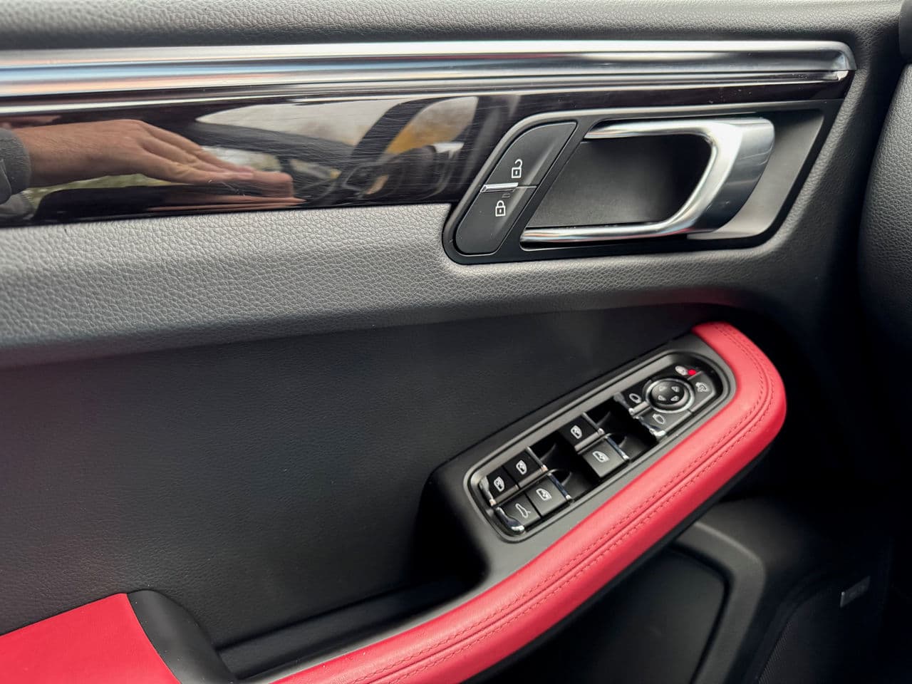 Porsche Macan 2019 — Миниатюра 18