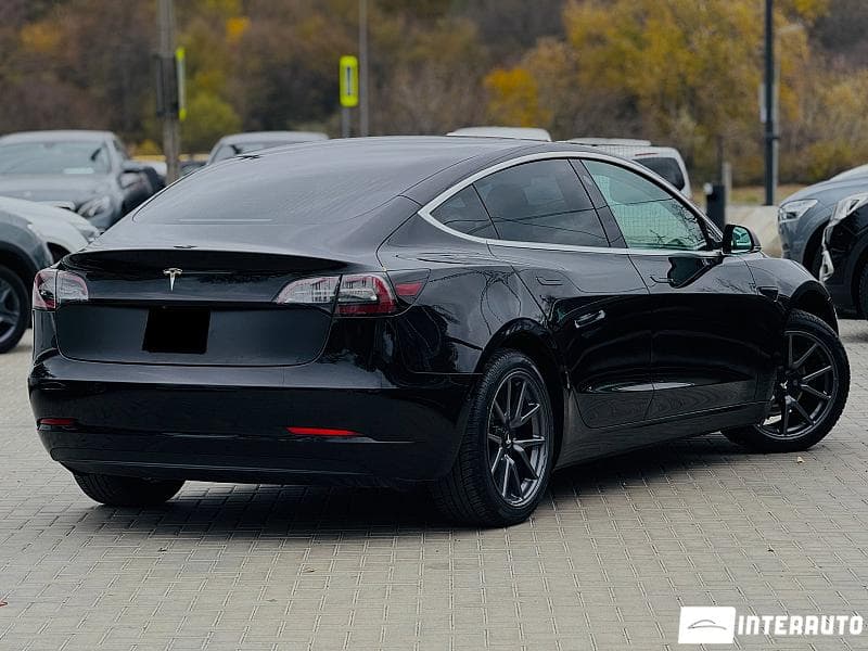 2019 Tesla Model 3 — Miniatură 3